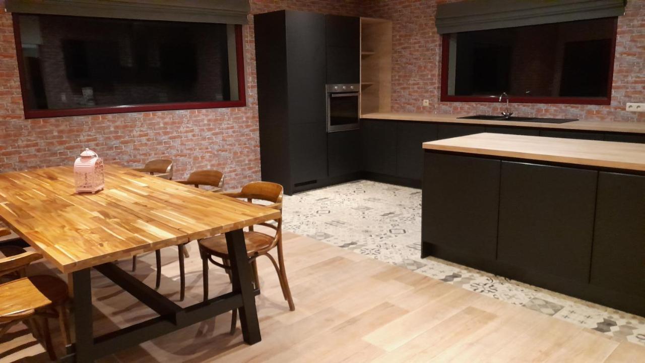Yvoir, La Porte Des Ardennes 外观 照片